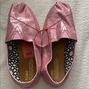 Pink glitter TOMS